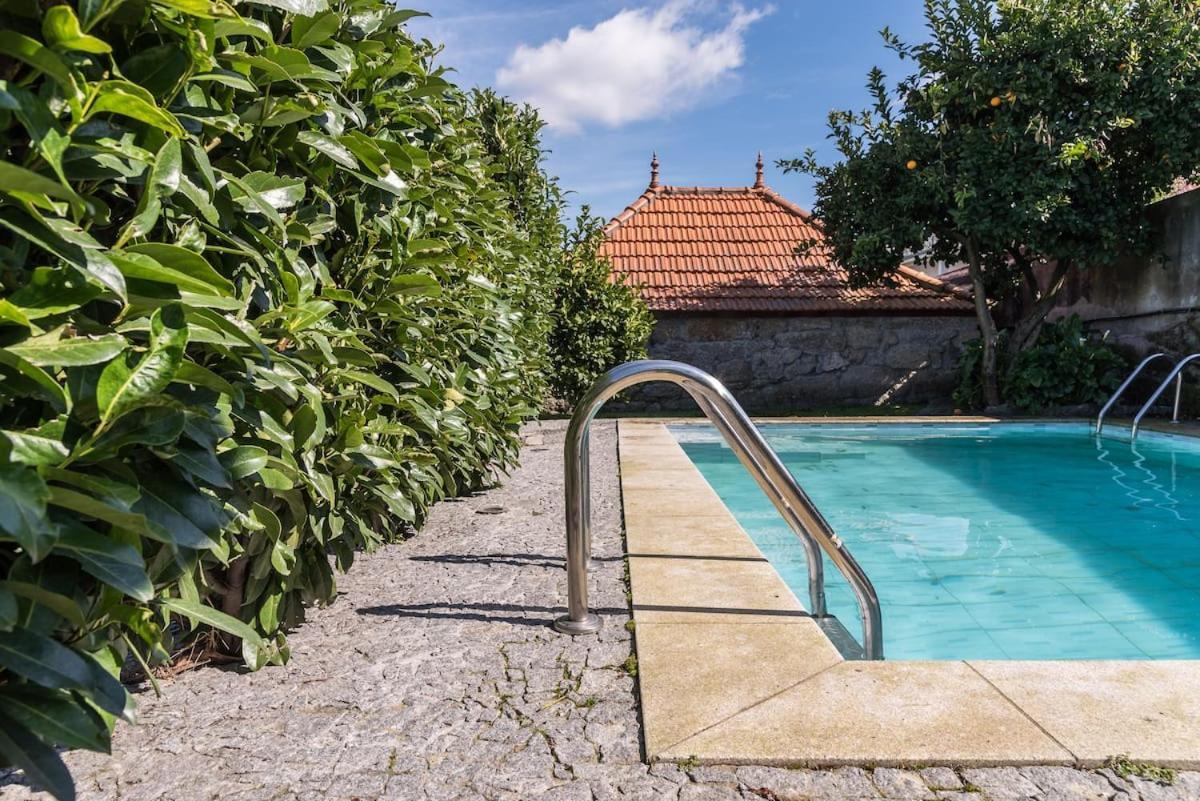 فيلا Pequena Casa Rustica Com Piscina بينافيل المظهر الخارجي الصورة