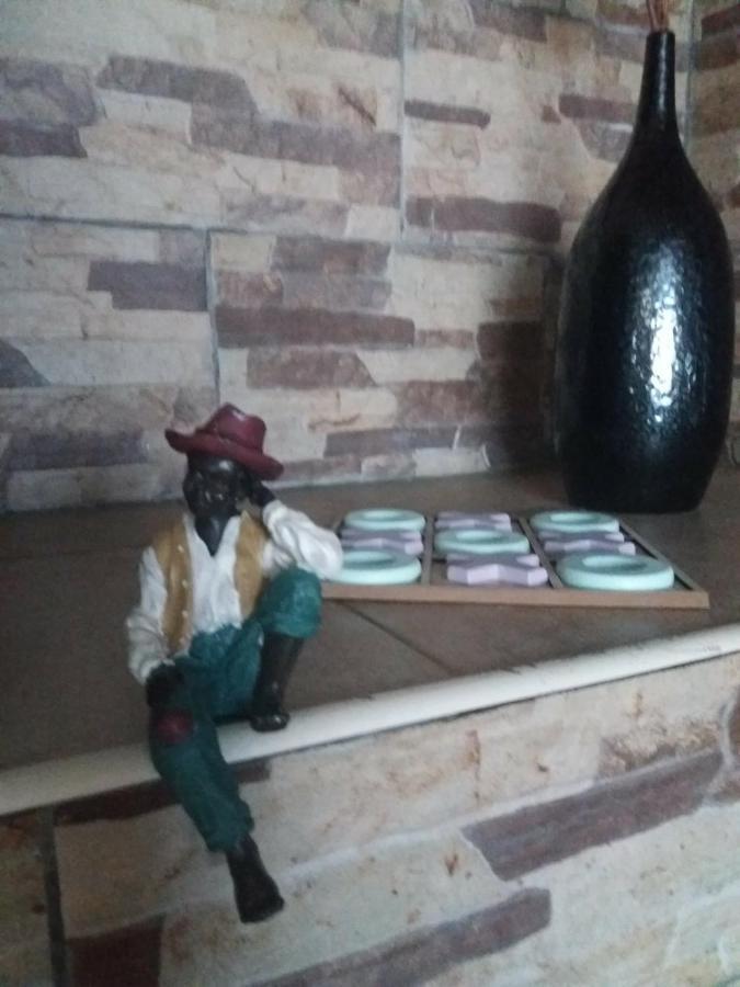 فيلا Pequena Casa Rustica Com Piscina بينافيل المظهر الخارجي الصورة