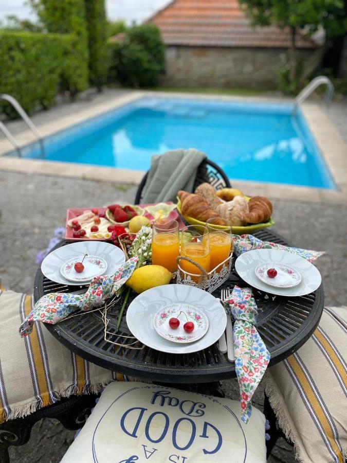 فيلا Pequena Casa Rustica Com Piscina بينافيل المظهر الخارجي الصورة