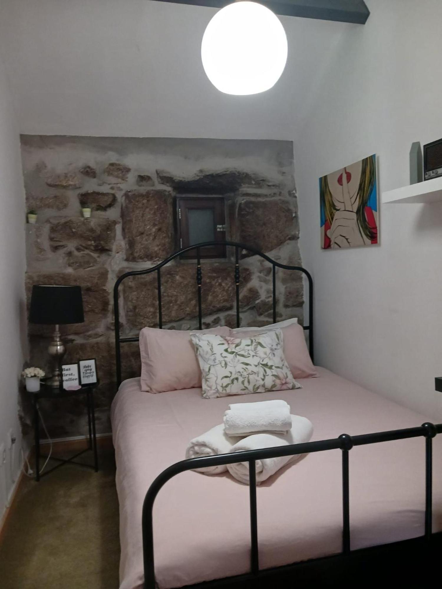فيلا Pequena Casa Rustica Com Piscina بينافيل المظهر الخارجي الصورة